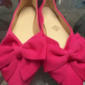 Chic Pink Bow Flats with Suede Finish